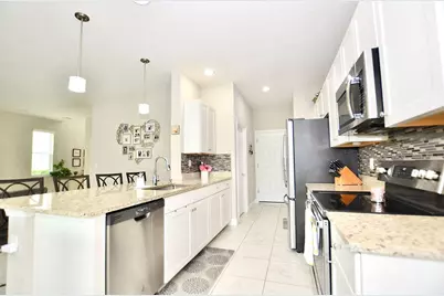 1945 NW Cataluna Circle, Port Saint Lucie, FL 34986 - Photo 11