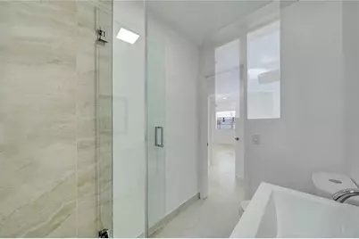 323 Elm Street #7, Hollywood, FL 33019 - Photo 11