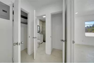 323 Elm Street #7, Hollywood, FL 33019 - Photo 19
