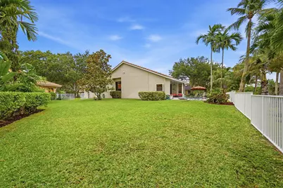 4704 NW 99th Lane, Coral Springs, FL 33076 - Photo 39