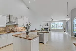 139 Brookhaven Ct, Palm Beach Gardens, FL 33418 - Photo 9