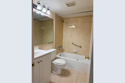 507 Shady Pine Way #D1, Greenacres, FL 33415 - Photo 5