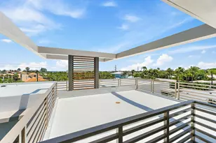 390 Jupiter Ln, Juno Beach, FL 33408 - Photo 25