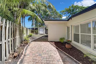 812 NE 4th Ave, Pompano Beach, FL 33060 - Photo 31