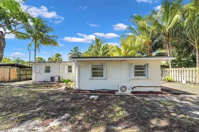 812 NE 4th Avenue, Pompano Beach, FL 33060 - Photo 19