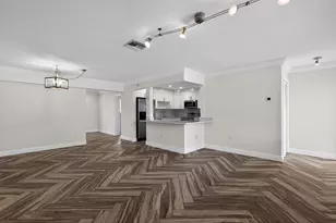 8580 NW 12th St, Pembroke Pines, FL 33024 - Photo 17