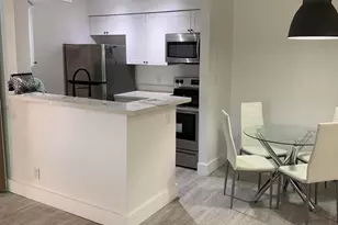 2926 S University Dr, Davie, FL 33328 - Photo 5