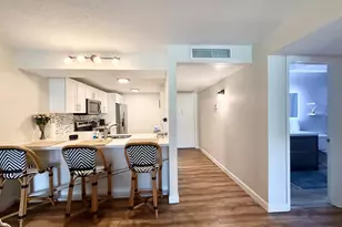 11 Royal Palm Way, Boca Raton, FL 33432 - Photo 1