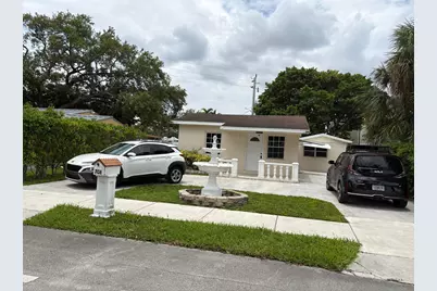 706 Glenn Parkway, Hollywood, FL 33021 - Photo 1