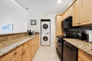11863 Wimbledon Circle, Wellington, FL 33414 - Photo 5