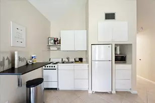 11863 Wimbledon Circle, Wellington, FL 33414 - Photo 5