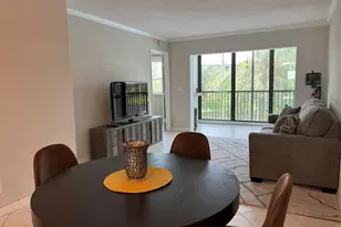 2220 N Cypress Bend Dr, Pompano Beach, FL 33069 - Photo 5