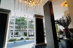 185 SE 14th Terrace SE, Miami, FL 33131 - Photo 13
