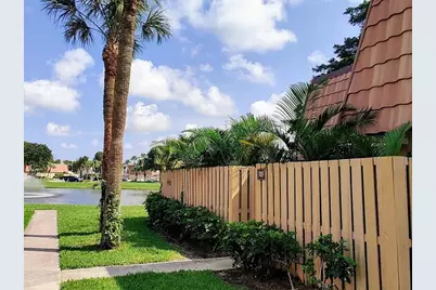 707 Mill Valley Place, West Palm Beach, FL 33409 - Photo 1