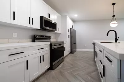 333 NW 41st Street #337, Oakland Park, FL 33309 - Photo 3