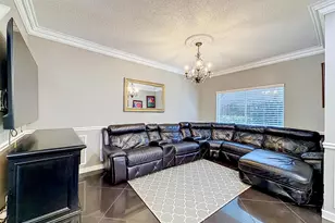 8279 Via Leonessa Dr, Boca Raton, FL 33433 - Photo 17