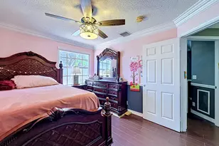 8279 Via Leonessa Dr, Boca Raton, FL 33433 - Photo 37