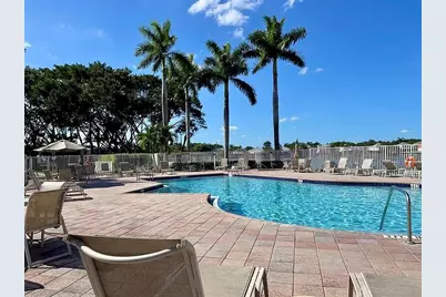 10752 Oak Bend Way, Wellington, FL 33414 - Photo 21