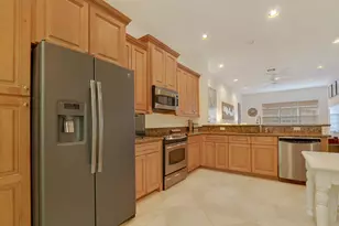 4711 Artesa Wy E, Palm Beach Gardens, FL 33418 - Photo 5