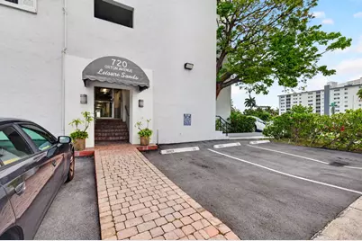 720 Orton Avenue #704, Fort Lauderdale, FL 33304 - Photo 3