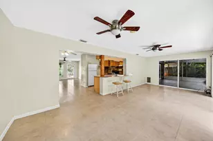1540 NE 40th St, Oakland Park, FL 33334 - Photo 15
