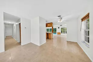 1540 NE 40th St, Oakland Park, FL 33334 - Photo 7