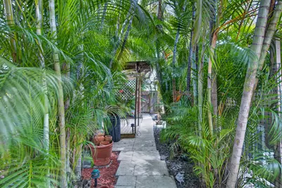 1540 NE 40th Street, Oakland Park, FL 33334 - Photo 43