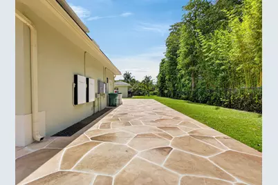 6077 NW 71st Terrace, Parkland, FL 33067 - Photo 9