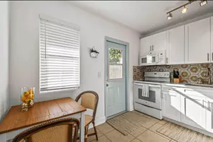 427 Conniston Rd, West Palm Beach, FL 33405 - Photo 3
