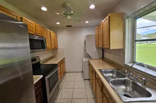 8431 NW 12th St, Plantation, FL 33322 - Photo 13