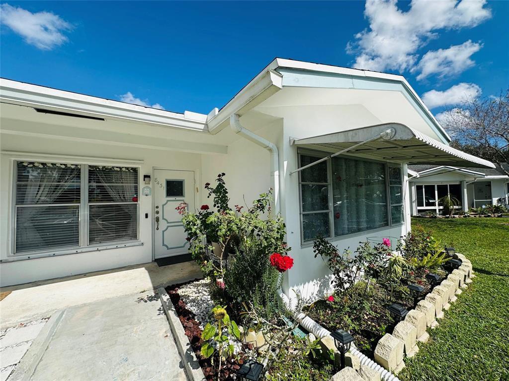 8431 NW 12th St #D68 - 8431 NW 12th St #D68, Plantation, FL 33322 Luxury Property | Jose Angel Pina