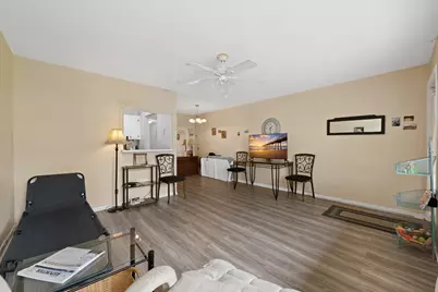 170 Canterbury H, West Palm Beach, FL 33417 - Photo 11
