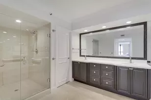 5380 N Ocean Dr, Singer Island, FL 33404 - Photo 23