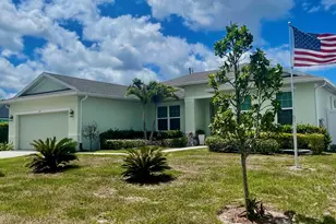 424 SW Ridgecrest Dr, Port Saint Lucie, FL 34953 - Photo 3