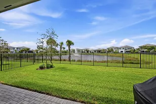 13128 Feathering Wy, Palm Beach Gardens, FL 33412 - Photo 49