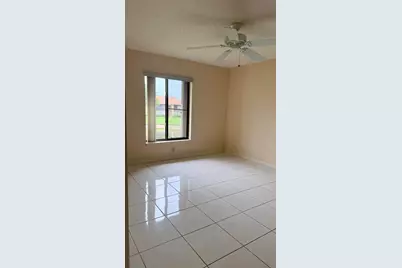 813 Sky Pine Way #F2, Greenacres, FL 33415 - Photo 5