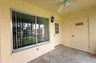 318 Knotty Pine Cir, Greenacres, FL 33463 - Photo 13
