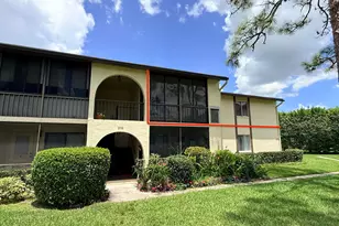 318 Knotty Pine Cir, Greenacres, FL 33463 - Photo 1