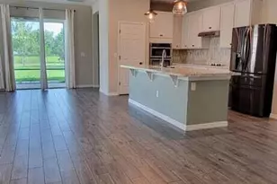 5355 NW Pine Trail Cir, Port Saint Lucie, FL 34983 - Photo 3