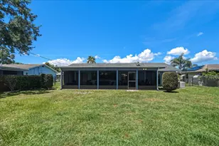 465 SE Asbury Ln, Port Saint Lucie, FL 34983 - Photo 37