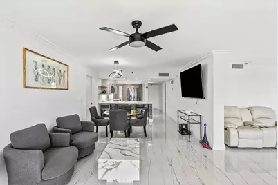 18 Royal Palm Way Way #109, Boca Raton, FL 33432 - Photo 13