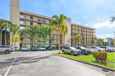 18 Royal Palm Way Way #109, Boca Raton, FL 33432 - Photo 45