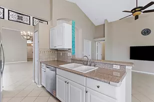 6505 Sandpiper Dr, Coconut Creek, FL 33073 - Photo 11