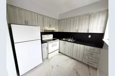 915 NE 8th Street #202, Hallandale Beach, FL 33009 - Photo 5