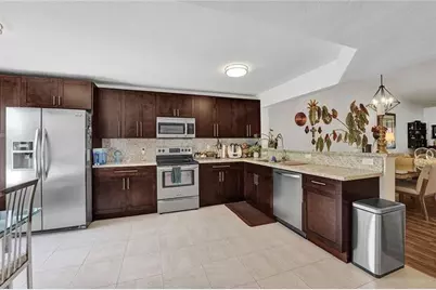 7533 Glendevon Lane #907, Delray Beach, FL 33446 - Photo 5