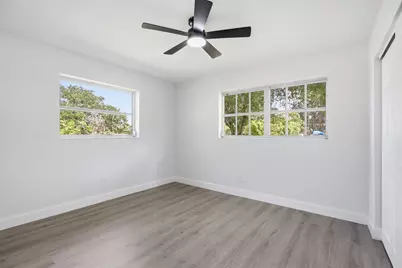 2726 6th Place, Vero Beach, FL 32968 - Photo 9