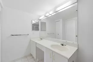 3300 192nd Street NE, Aventura, FL 33180 - Photo 25