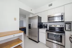 3300 192nd Street NE, Aventura, FL 33180 - Photo 9