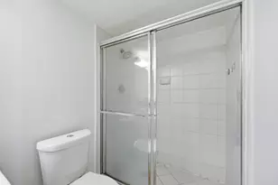 3300 192nd Street NE, Aventura, FL 33180 - Photo 23
