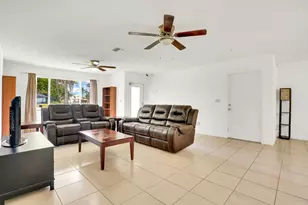 16245 E Burns Dr, Loxahatchee, FL 33470 - Photo 13